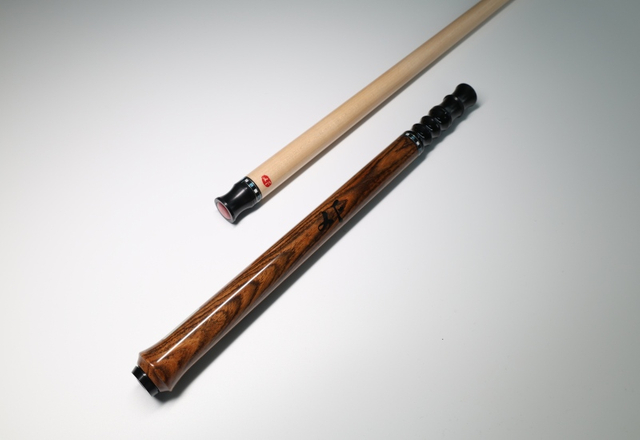 专业 Bocote 台球跳杆，带硬石枫木杆身